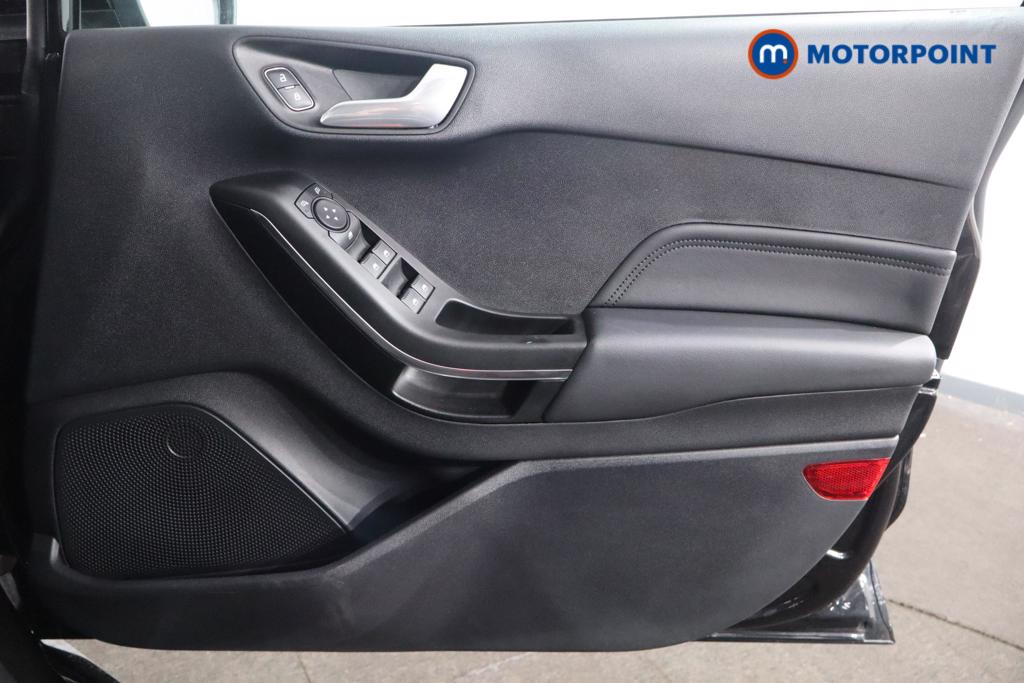 Ford Fiesta St-Line Vignale Manual Petrol Hatchback - Stock Number (1585874) - 15th supplementary image