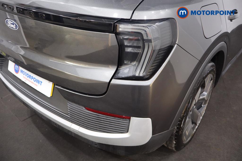 Ford Explorer Premium Automatic Electric SUV - Stock Number (1586092) - 14th supplementary image