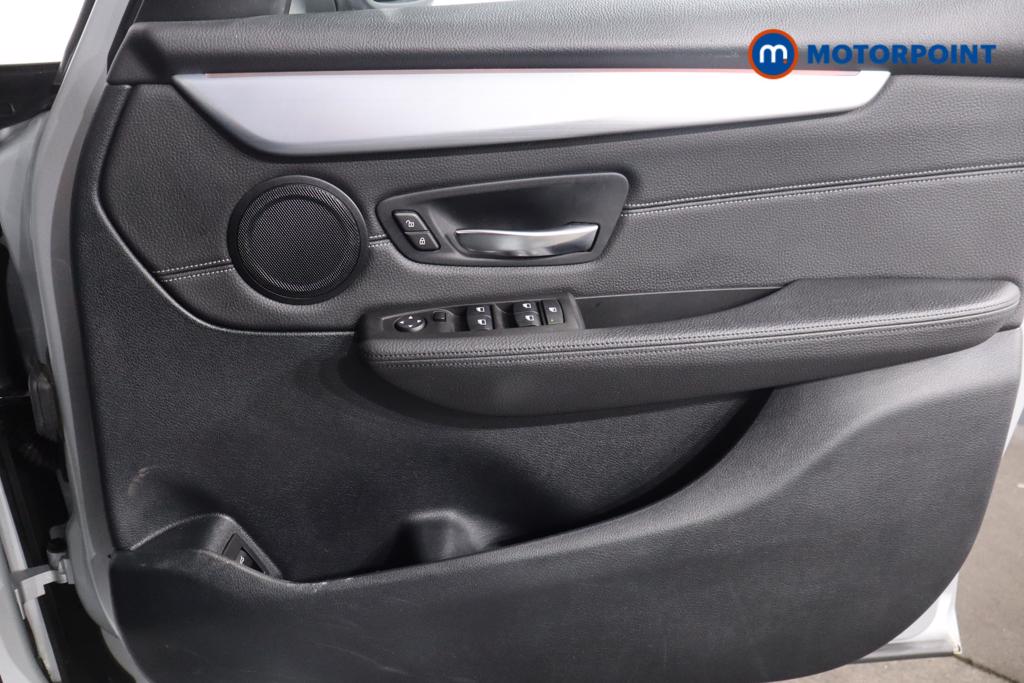 BMW 2 Series Luxury Manual Petrol Estate - Stock Number (1586926) - 10th supplementary image