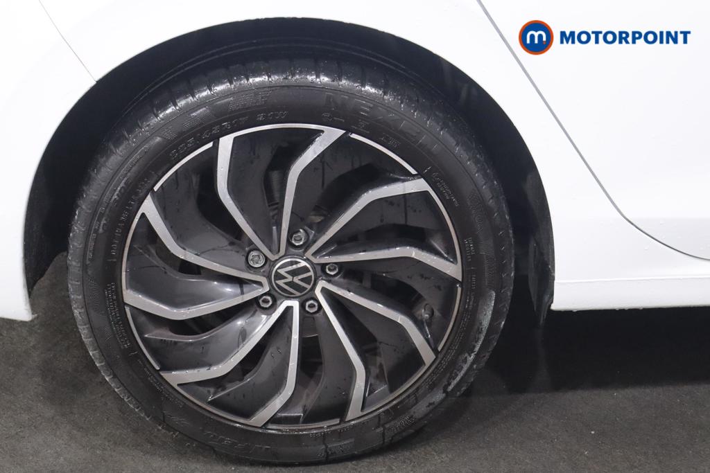 Volkswagen Golf Style Edition Manual Petrol Hatchback - Stock Number (1587382) - 18th supplementary image