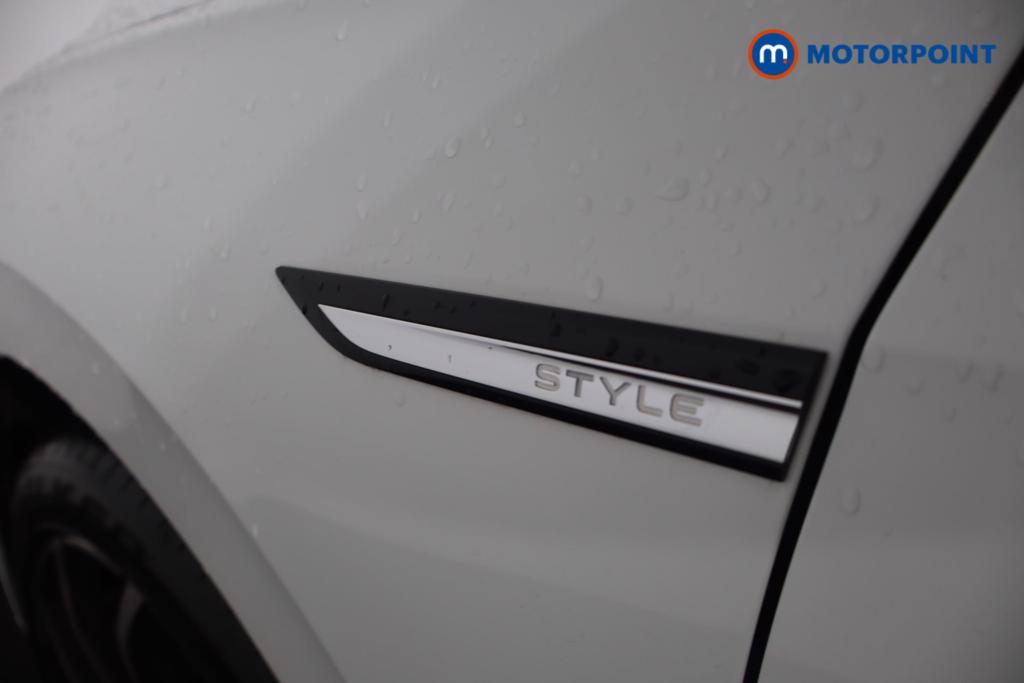 Volkswagen Golf Style Edition Manual Petrol Hatchback - Stock Number (1587382) - 22nd supplementary image