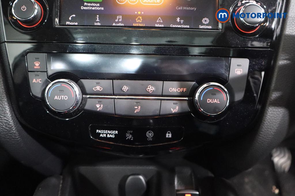 Nissan Qashqai N-Connecta Manual Petrol SUV - Stock Number (1587442) - 3rd supplementary image