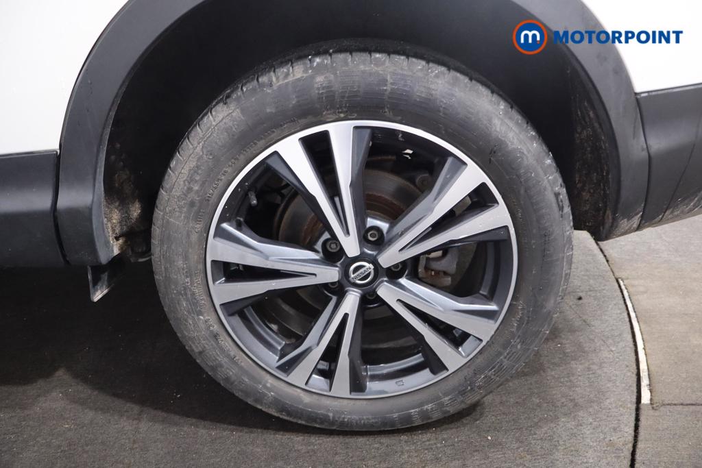 Nissan Qashqai N-Connecta Manual Petrol SUV - Stock Number (1587442) - 20th supplementary image