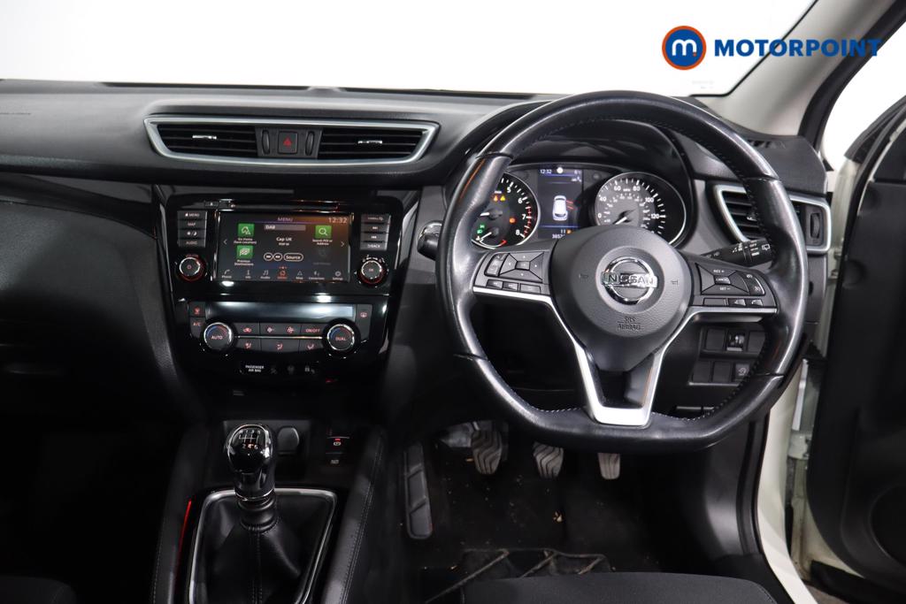 Nissan Qashqai N-Connecta Manual Petrol SUV - Stock Number (1587442) - 1st supplementary image