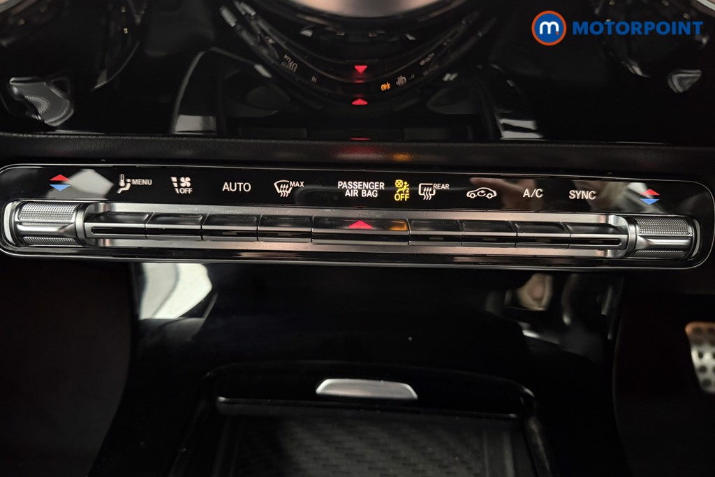 Mercedes-Benz A Class Amg Line Automatic Petrol Hatchback - Stock Number (1587961) - 15th supplementary image