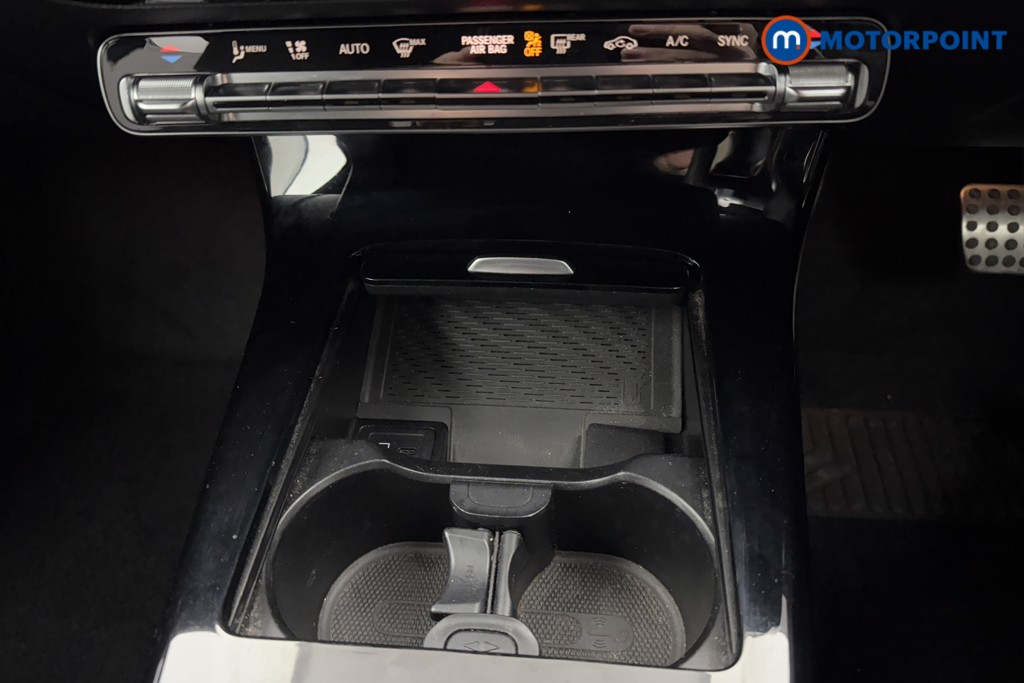 Mercedes-Benz A Class Amg Line Automatic Petrol Hatchback - Stock Number (1587961) - 16th supplementary image