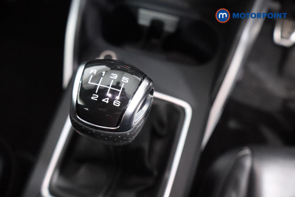 Audi Q2 S Line Manual Petrol SUV - Stock Number (1588089) - 5th supplementary image