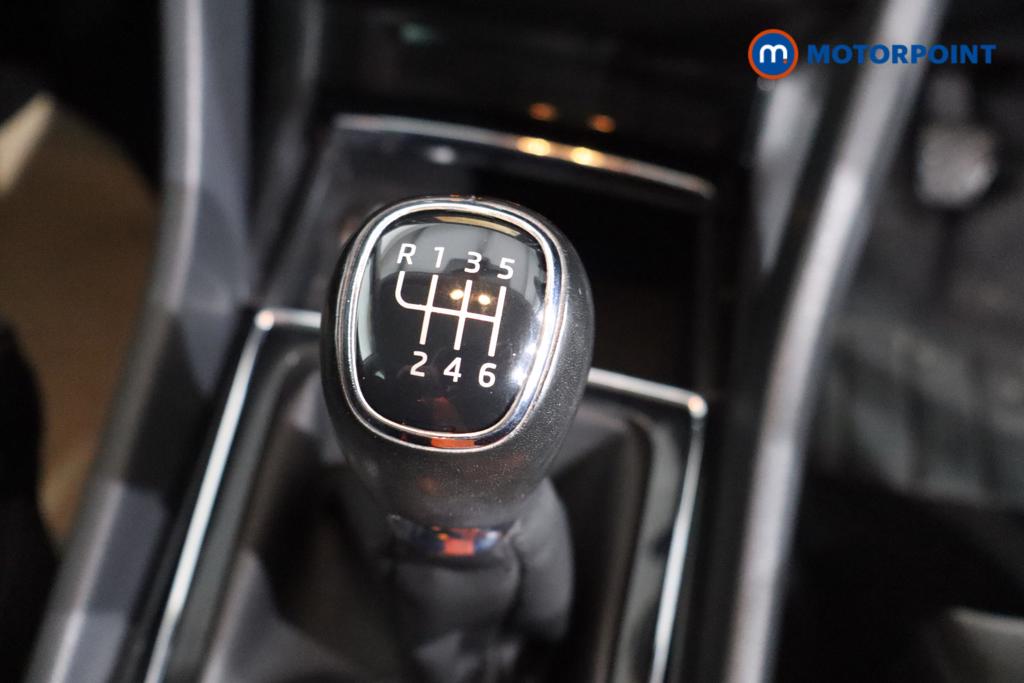 Skoda Karoq Se L Manual Petrol SUV - Stock Number (1589502) - 5th supplementary image
