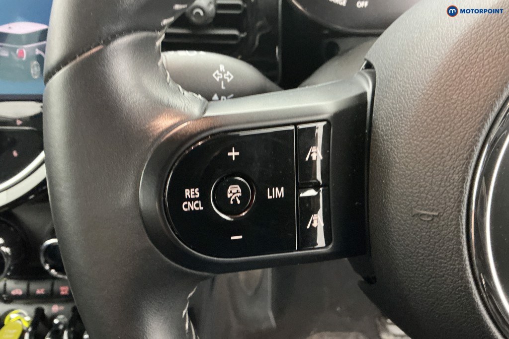 Mini Hatchback Cooper S Level 3 Automatic Electric Hatchback - Stock Number (1590097) - 18th supplementary image