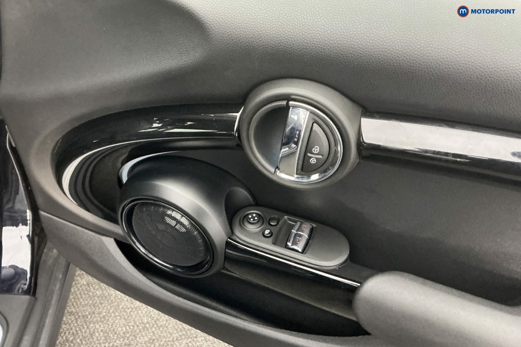 Mini Hatchback Cooper S Level 3 Automatic Electric Hatchback - Stock Number (1590097) - 22nd supplementary image