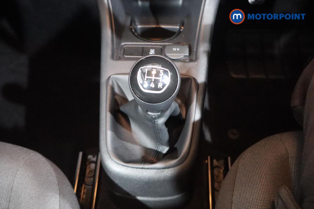 Volkswagen UP Move Up Manual Petrol Hatchback - Stock Number (1590594) - 3rd supplementary image
