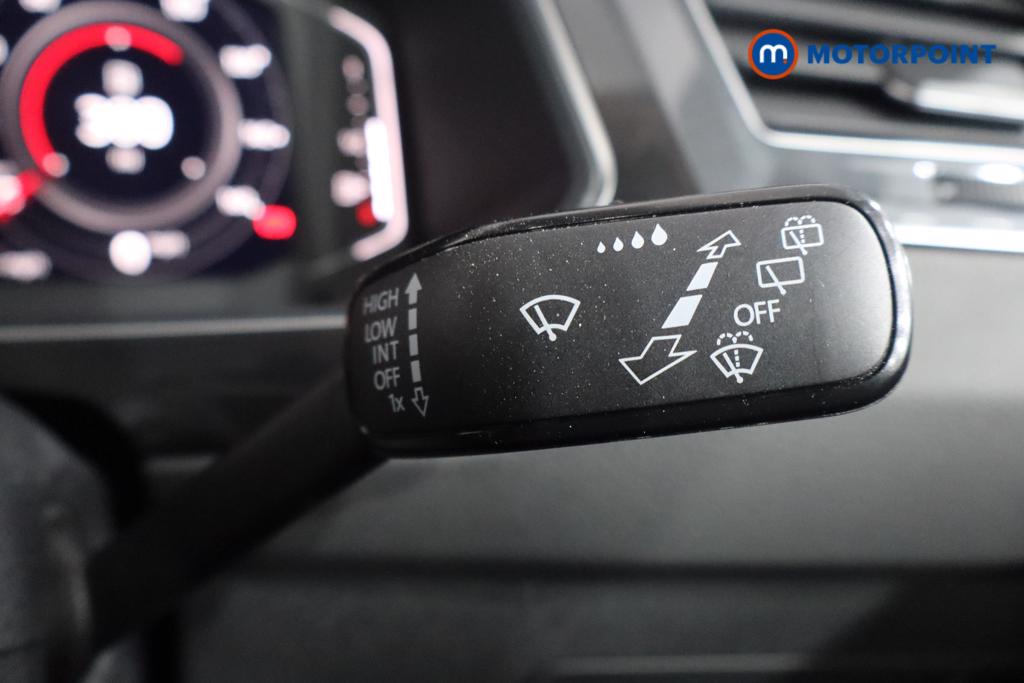 Volkswagen Tiguan Elegance Automatic Petrol SUV - Stock Number (1590981) - 9th supplementary image