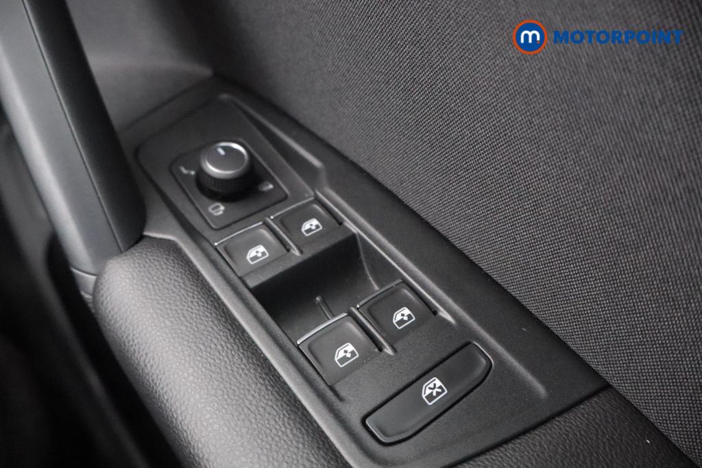 Volkswagen Tiguan Elegance Automatic Petrol SUV - Stock Number (1590981) - 11th supplementary image