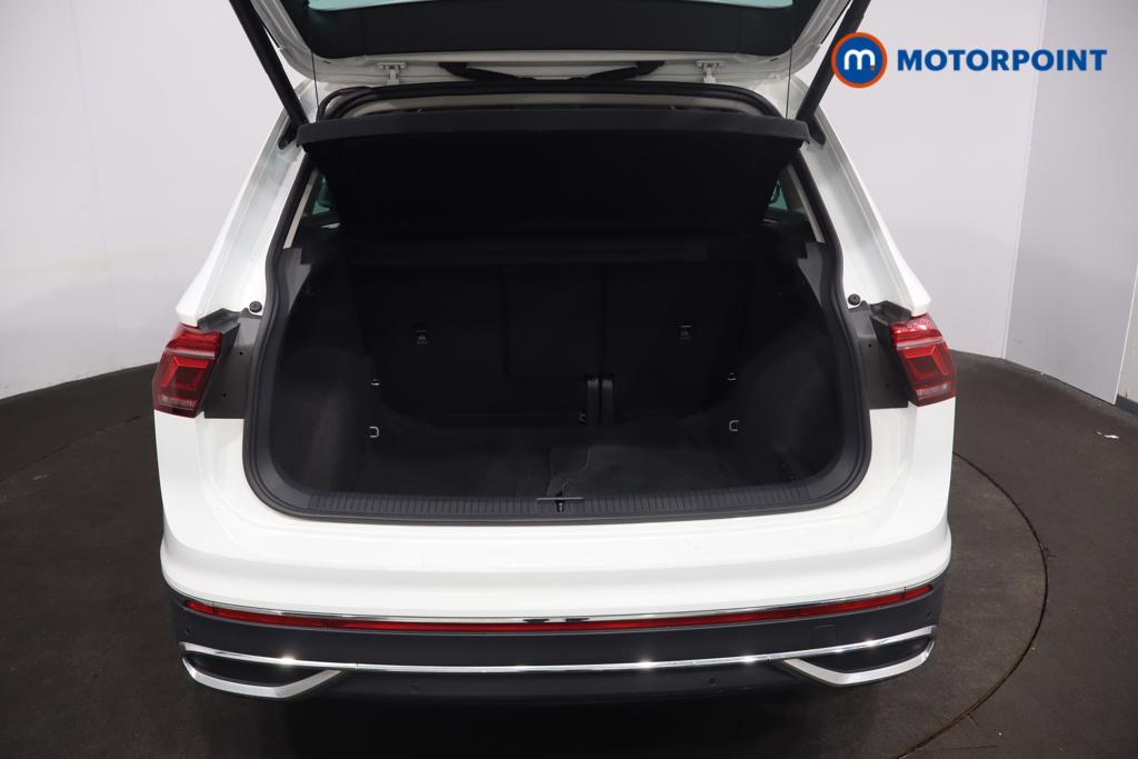 Volkswagen Tiguan Elegance Automatic Petrol SUV - Stock Number (1590981) - 18th supplementary image