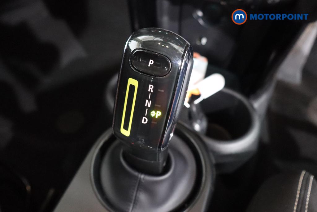 Mini Hatchback Cooper S Level 1 Automatic Electric Hatchback - Stock Number (1591169) - 4th supplementary image