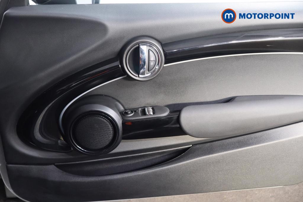 Mini Hatchback Cooper S Level 1 Automatic Electric Hatchback - Stock Number (1591169) - 10th supplementary image