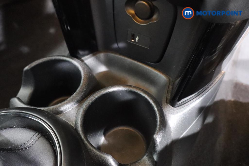 Mini Hatchback Cooper Exclusive Automatic Petrol Hatchback - Stock Number (1591474) - 6th supplementary image