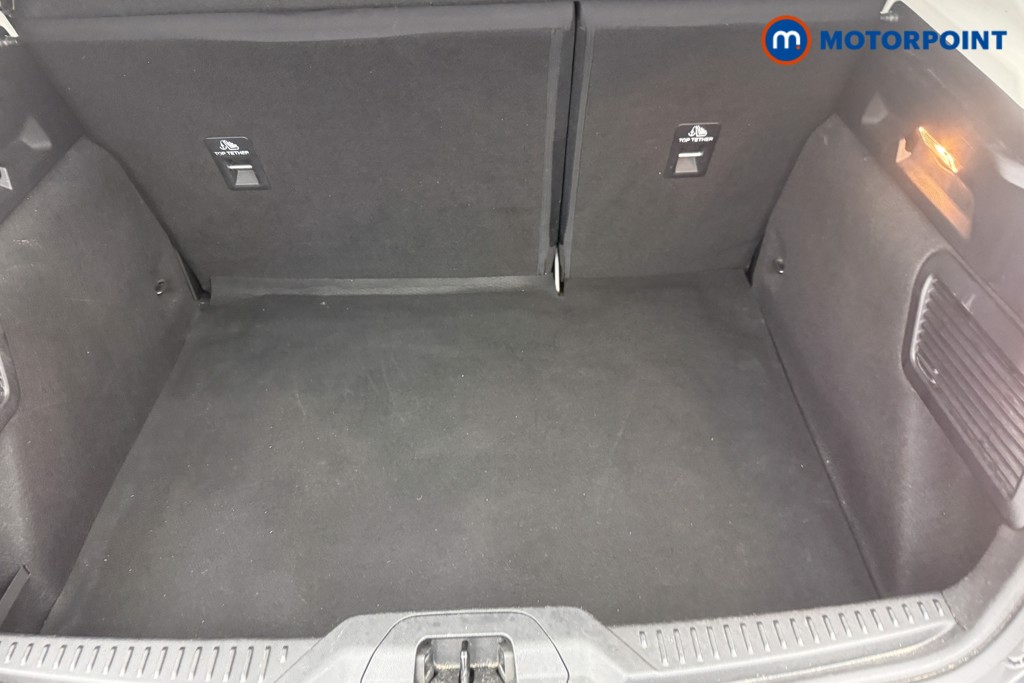 Ford Focus Titanium Edition Manual Petrol Hatchback - Stock Number (1591914) - 2nd supplementary image