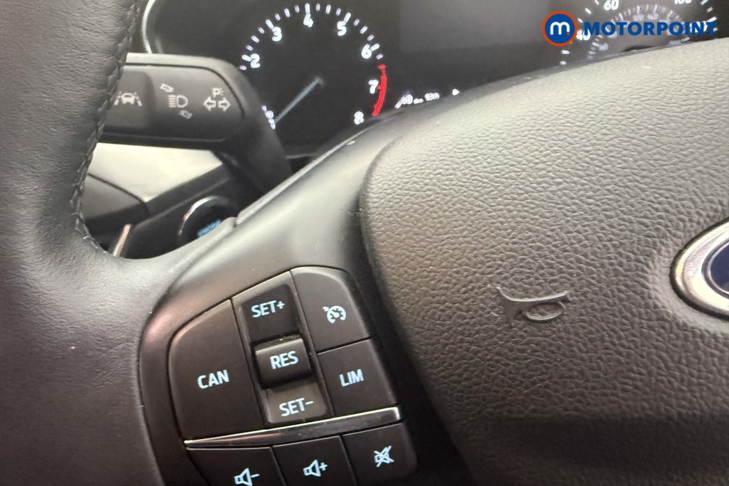 Ford Focus Titanium Edition Manual Petrol Hatchback - Stock Number (1591914) - 16th supplementary image