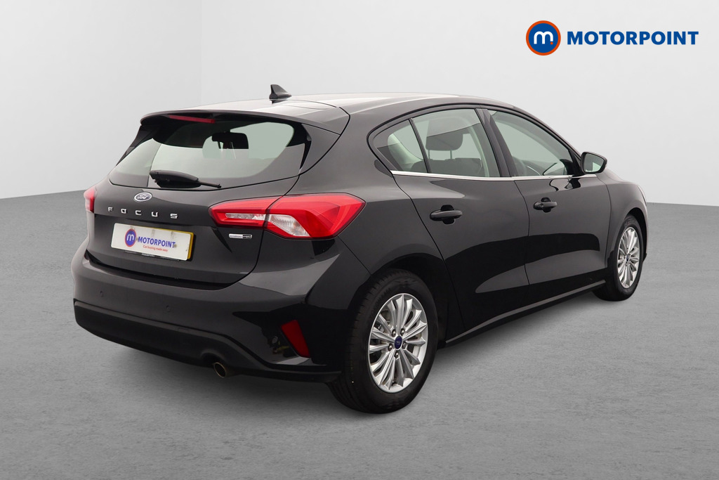 Ford Focus Titanium Edition Manual Petrol Hatchback - Stock Number (1591914) - Drivers side rear corner