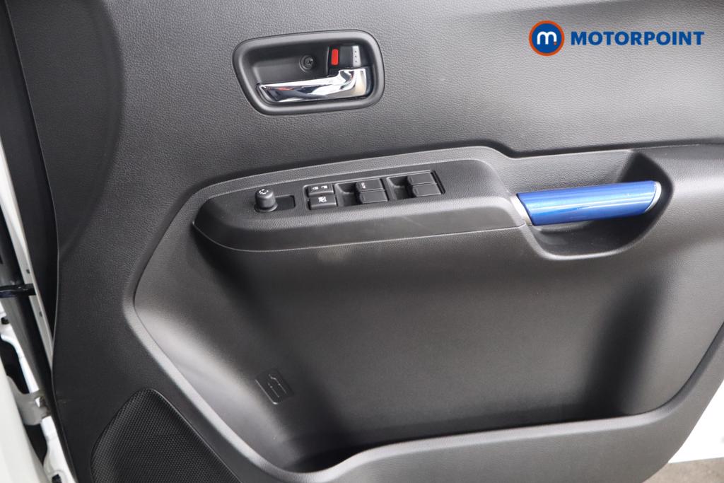 Suzuki Ignis SZ5 Automatic Petrol SUV - Stock Number (1591955) - 9th supplementary image
