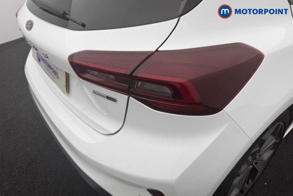 Ford Focus St-Line Vignale Manual Petrol Estate - Stock Number (1592041) - 4th supplementary image