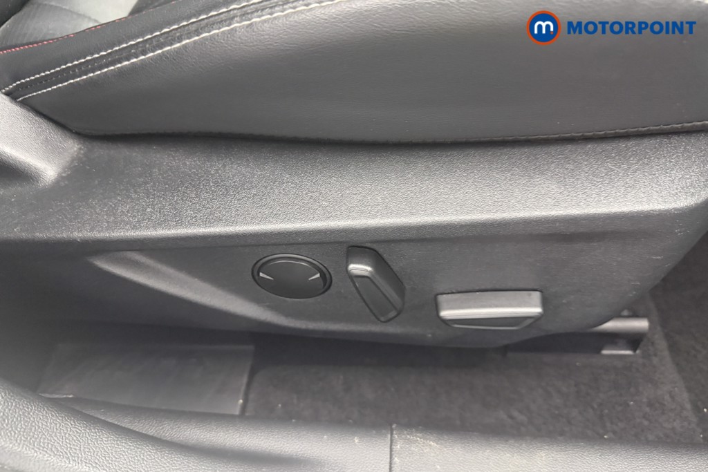 Ford Focus St-Line Vignale Manual Petrol Estate - Stock Number (1592041) - 11th supplementary image