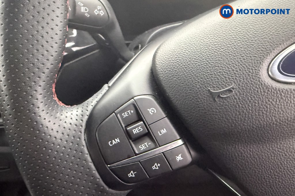 Ford Focus St-Line Vignale Manual Petrol Estate - Stock Number (1592041) - 15th supplementary image