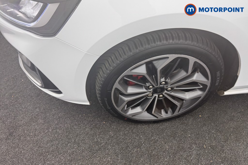 Ford Focus St-Line Vignale Manual Petrol Estate - Stock Number (1592041) - 29th supplementary image