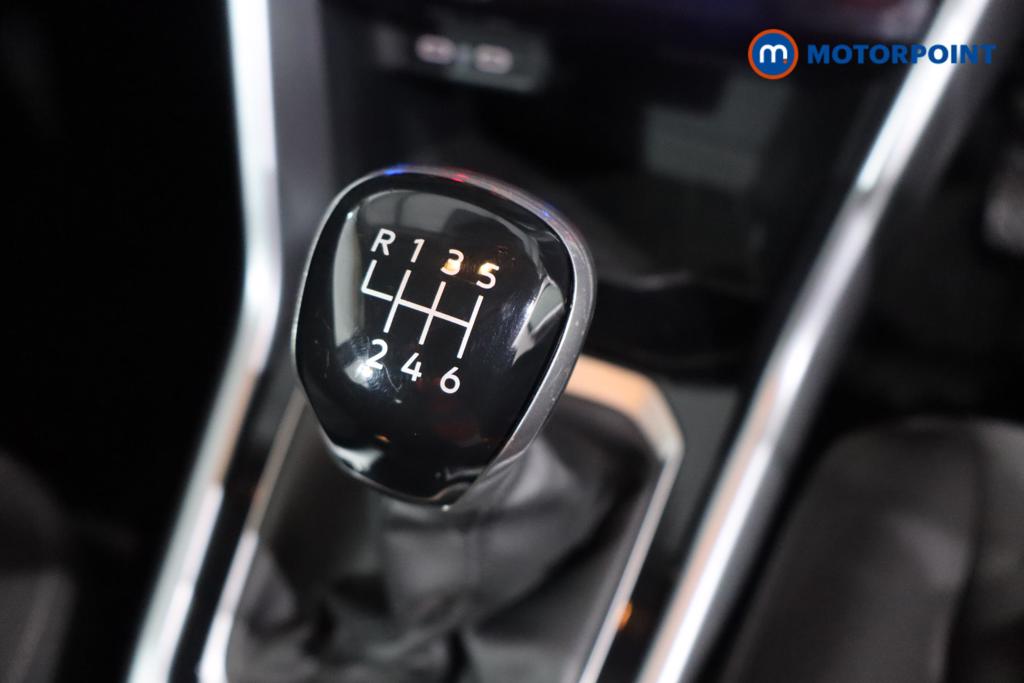 Volkswagen T-Roc Life Manual Petrol SUV - Stock Number (1592046) - 4th supplementary image