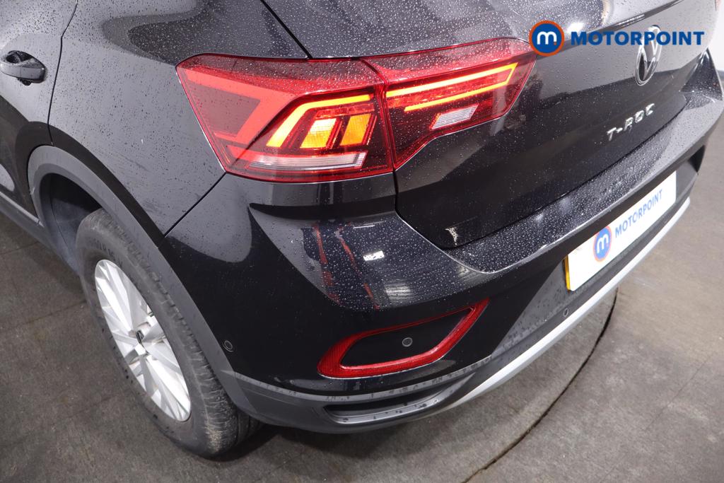 Volkswagen T-Roc Life Manual Petrol SUV - Stock Number (1592046) - 15th supplementary image