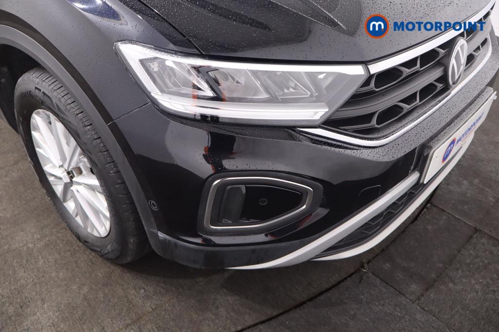 Volkswagen T-Roc Life Manual Petrol SUV - Stock Number (1592046) - 17th supplementary image