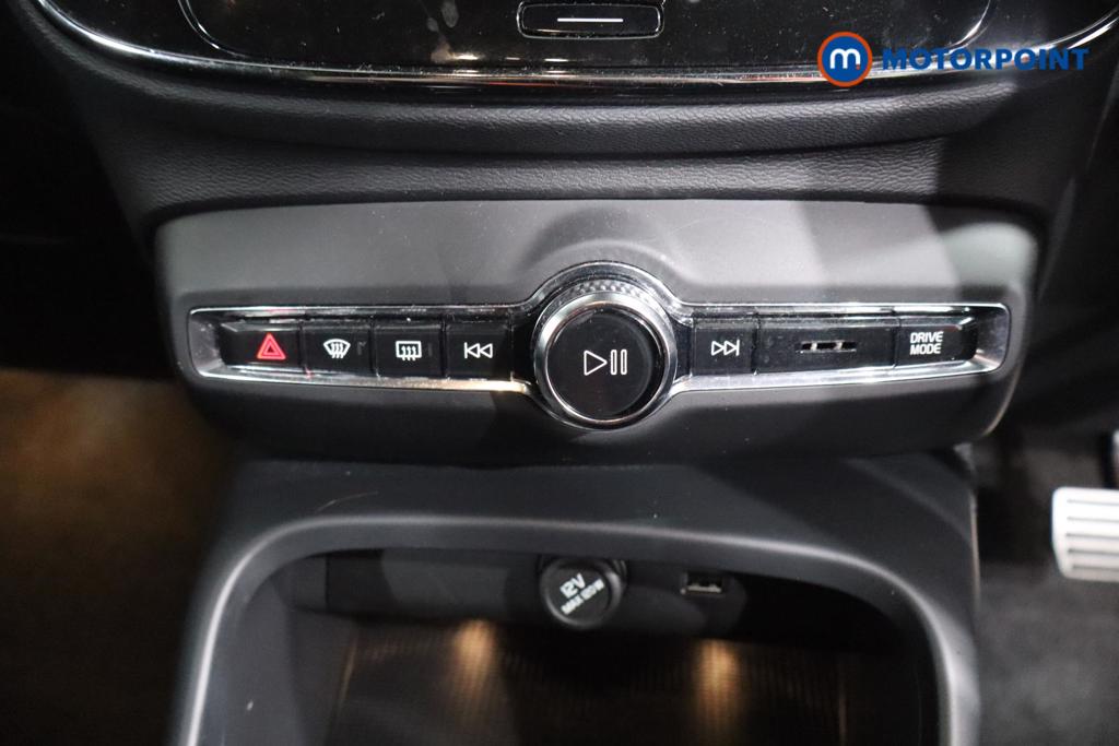 Volvo Xc40 R Design Automatic Petrol SUV - Stock Number (1592441) - 3rd supplementary image