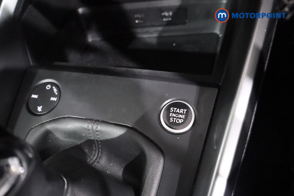 Audi A3 Technik Manual Petrol Hatchback - Stock Number (1592931) - 8th supplementary image