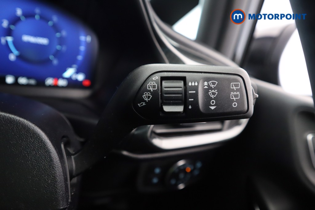 Ford Fiesta Active X Manual Petrol Hatchback - Stock Number (1593047) - 8th supplementary image