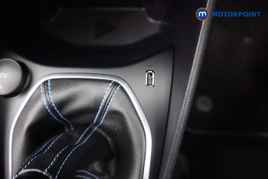 Ford Fiesta Active X Manual Petrol Hatchback - Stock Number (1593047) - 15th supplementary image