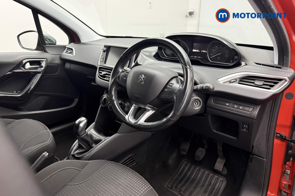 Peugeot 208 Allure Manual Petrol Hatchback - Stock Number (1593066) - 6th supplementary image