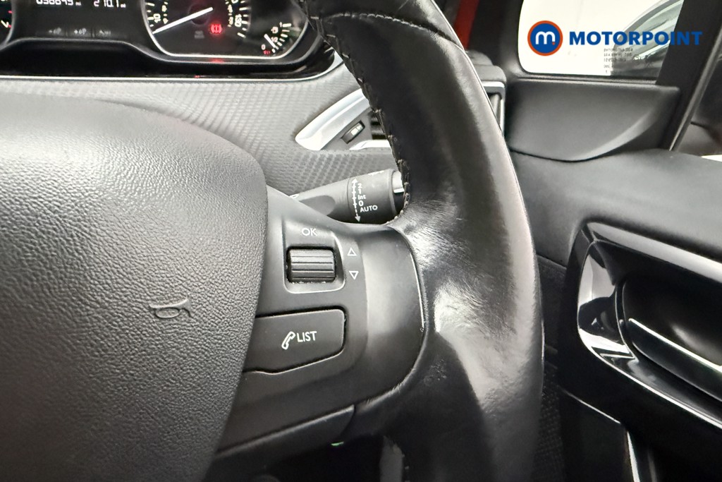 Peugeot 208 Allure Manual Petrol Hatchback - Stock Number (1593066) - 8th supplementary image