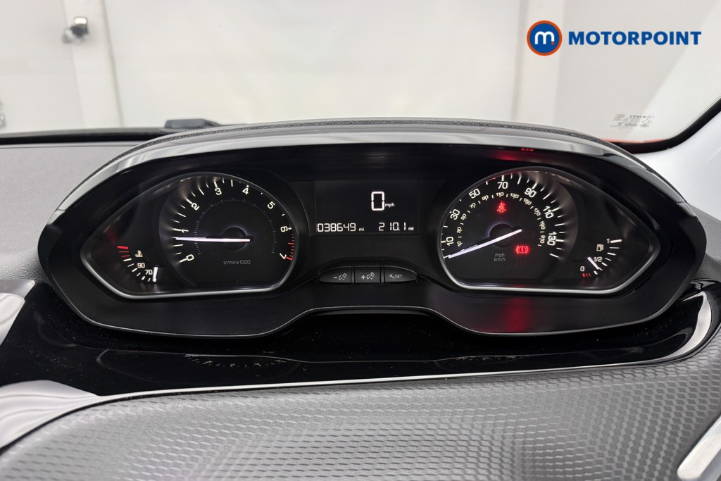 Peugeot 208 Allure Manual Petrol Hatchback - Stock Number (1593066) - 9th supplementary image