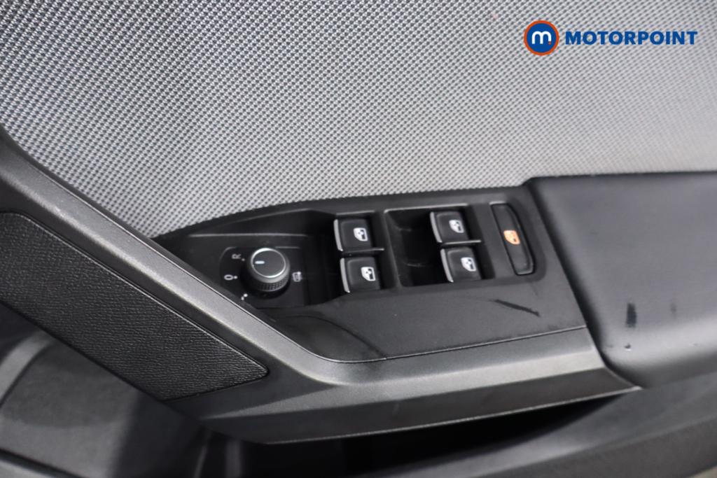 Seat Leon SE Manual Petrol Hatchback - Stock Number (1593080) - 8th supplementary image