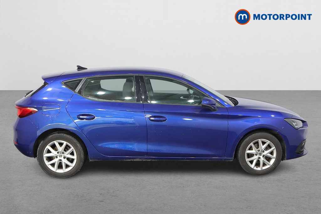 Seat Leon SE Manual Petrol Hatchback - Stock Number (1593080) - Drivers side