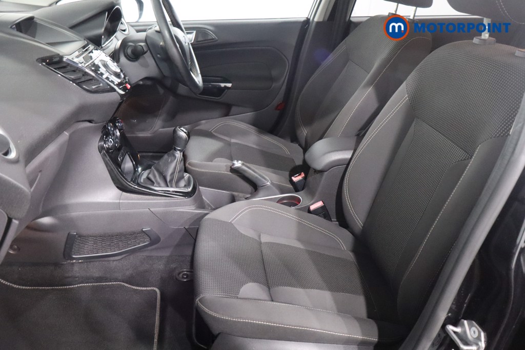 Ford Fiesta Titanium Manual Petrol Hatchback - Stock Number (1593492) - 4th supplementary image