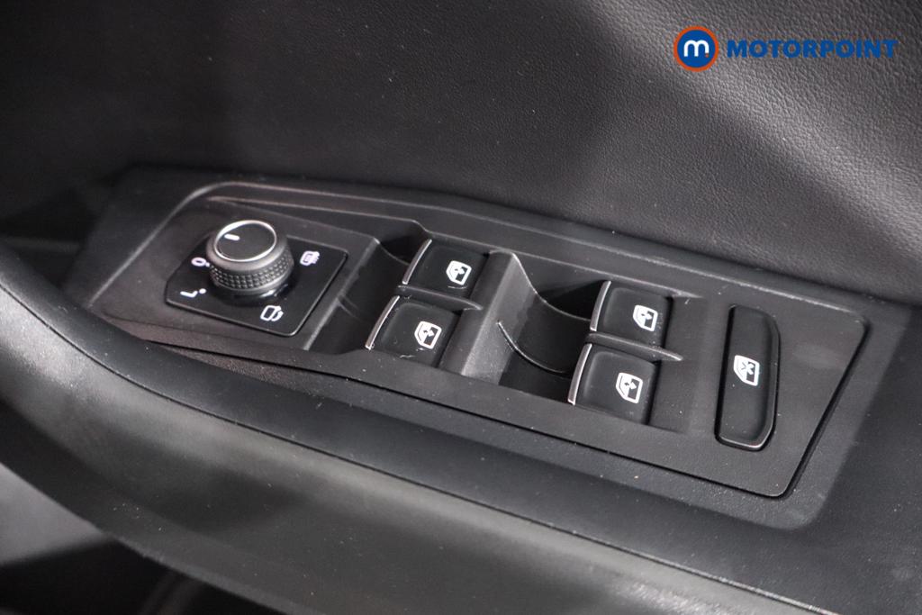 Volkswagen T-Roc R-Line Automatic Petrol SUV - Stock Number (1593800) - 12th supplementary image