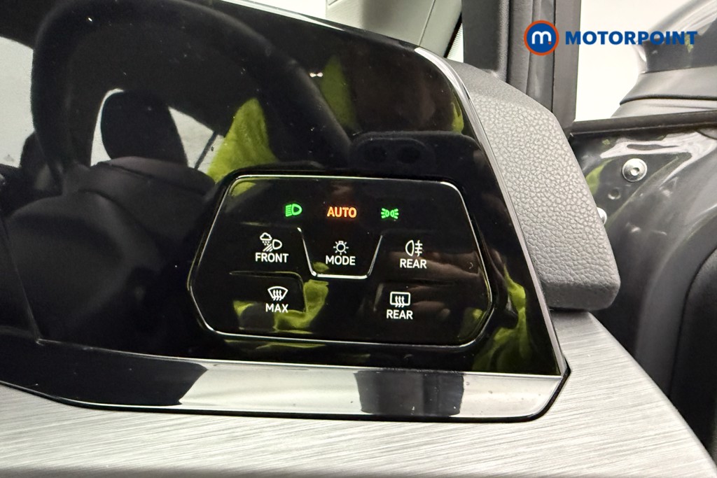 Volkswagen Golf Style Manual Petrol Hatchback - Stock Number (1593862) - 20th supplementary image