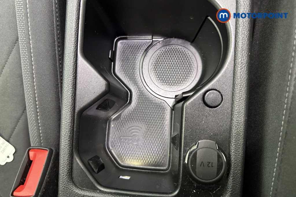 Volkswagen Golf Style Manual Petrol Hatchback - Stock Number (1593862) - 21st supplementary image