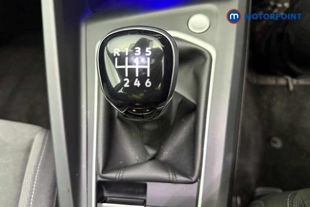 Volkswagen Golf Style Manual Petrol Hatchback - Stock Number (1593862) - 24th supplementary image