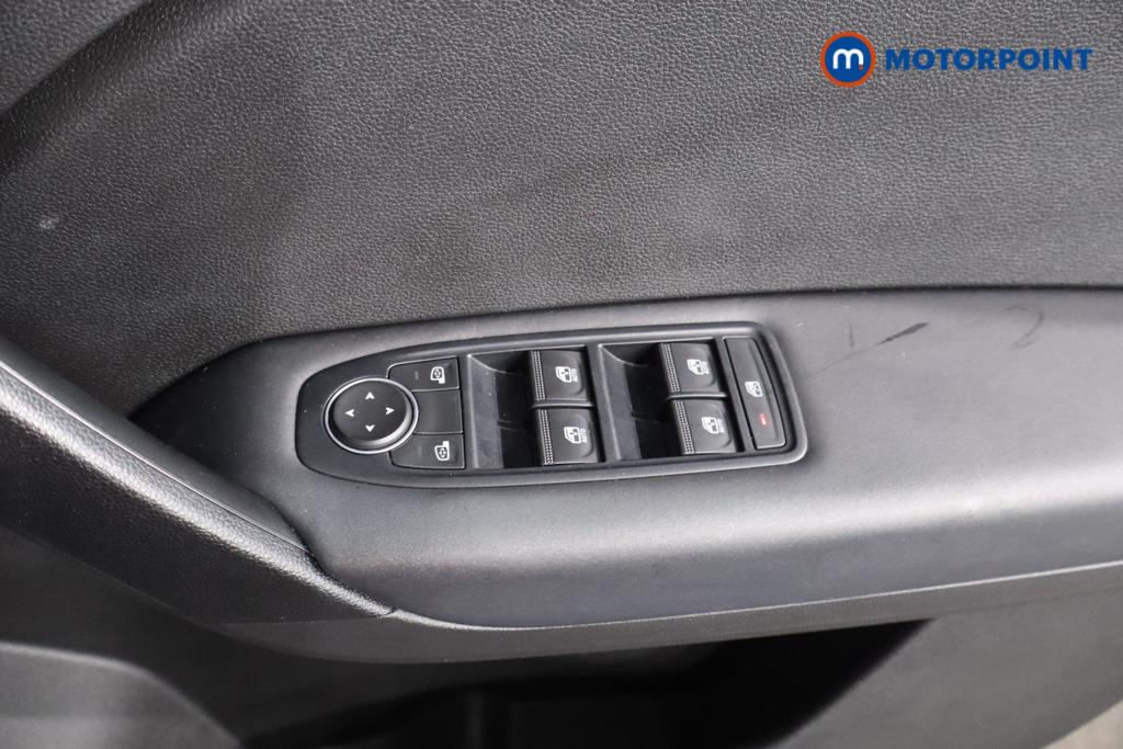 Renault Captur Iconic Edition Automatic Petrol-Electric Hybrid SUV - Stock Number (1594091) - 9th supplementary image