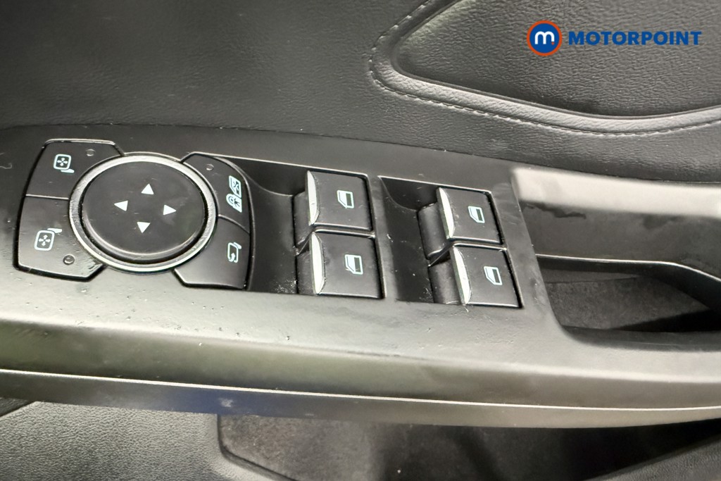 Ford Focus St-Line X Edition Manual Petrol Hatchback - Stock Number (1594634) - 17th supplementary image