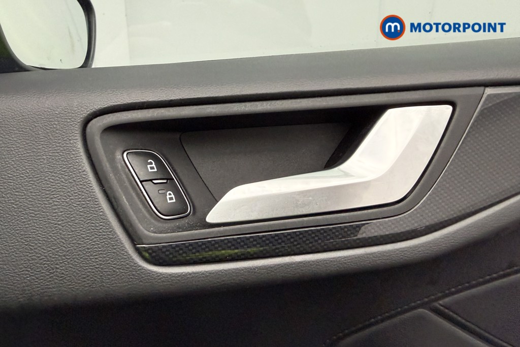 Ford Focus St-Line X Edition Manual Petrol Hatchback - Stock Number (1594634) - 18th supplementary image