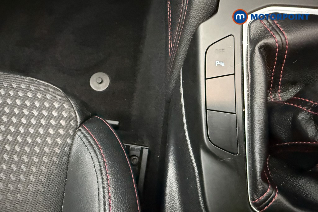 Ford Focus St-Line X Edition Manual Petrol Hatchback - Stock Number (1594634) - 23rd supplementary image